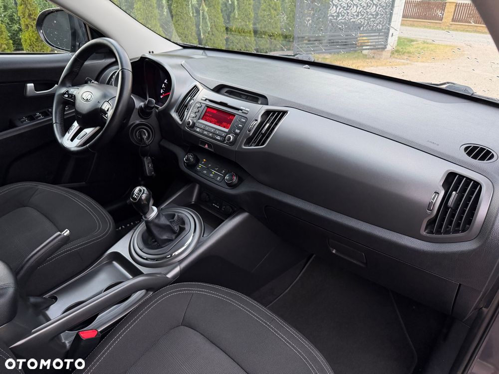 Kia Sportage 1.7 CRDI 2WD Attract - 26