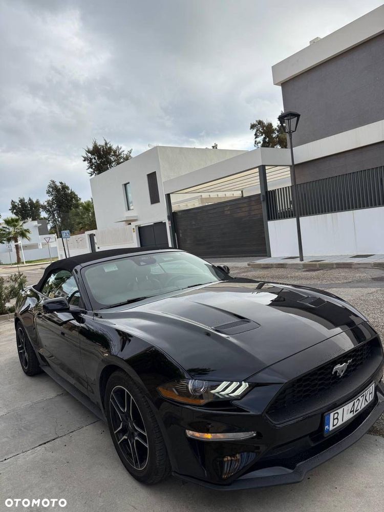 Ford Mustang 2.3 EcoBoost - 26