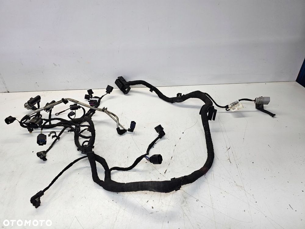 WIĄZKA SILNIKA AUDI A3 8V VW SEAT SKODA 04E971612EF 1.4 TFSI
