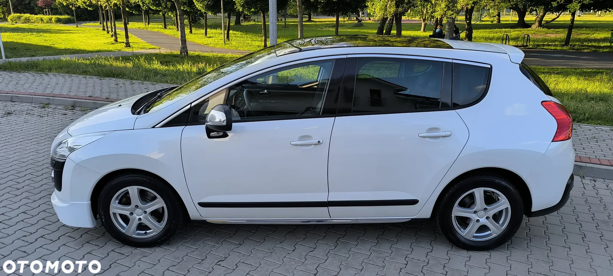 Peugeot 3008 2.0 HDi Allure - 3