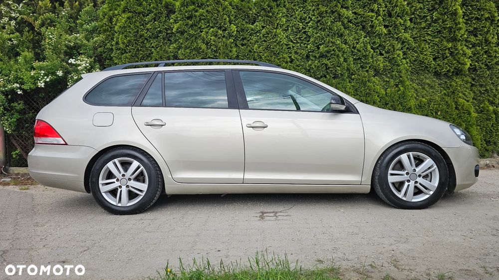 Volkswagen Golf - 5