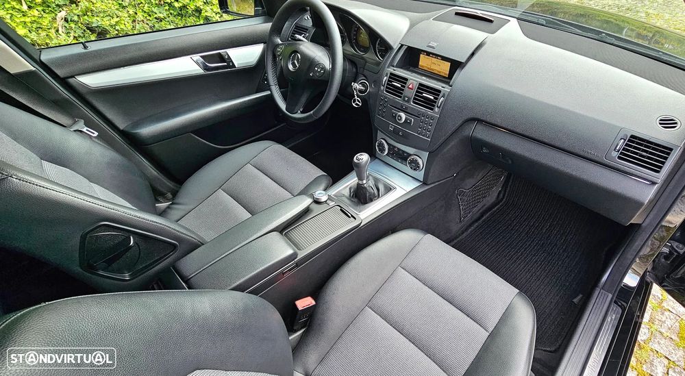 Mercedes-Benz C 250 CDi Avantgarde BlueEfficiency - 31