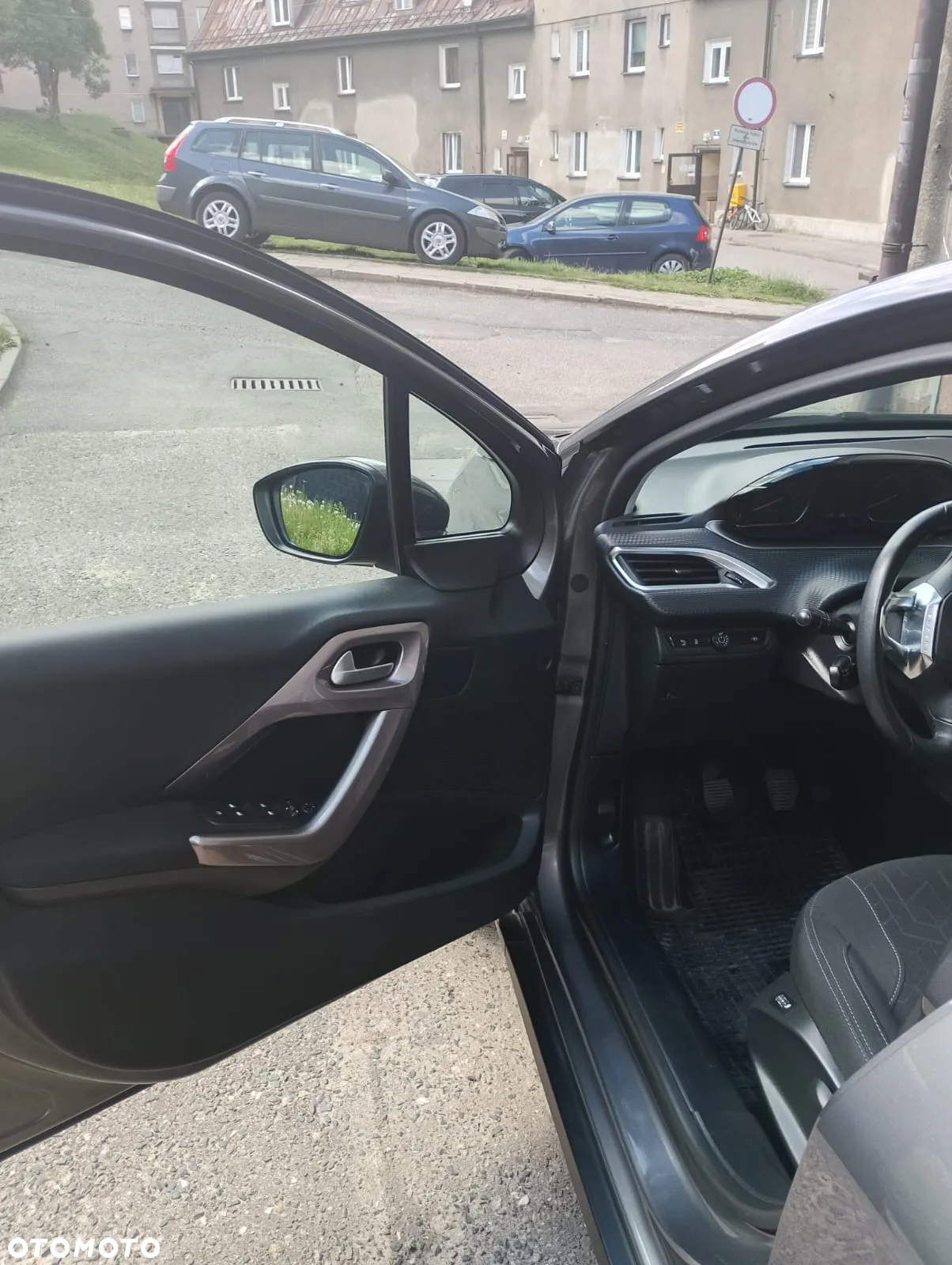 Peugeot 2008 1.6 VTi Allure - 16