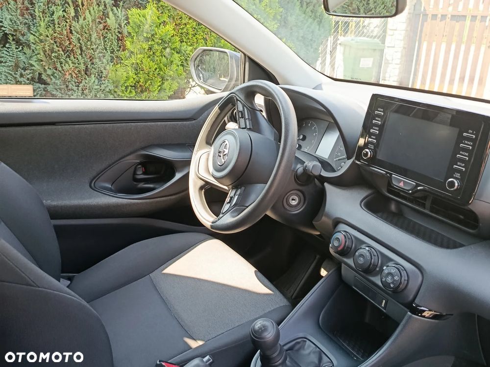 Toyota Yaris 1.0 Active - 7