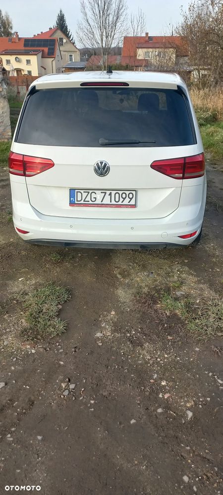Volkswagen Touran - 3