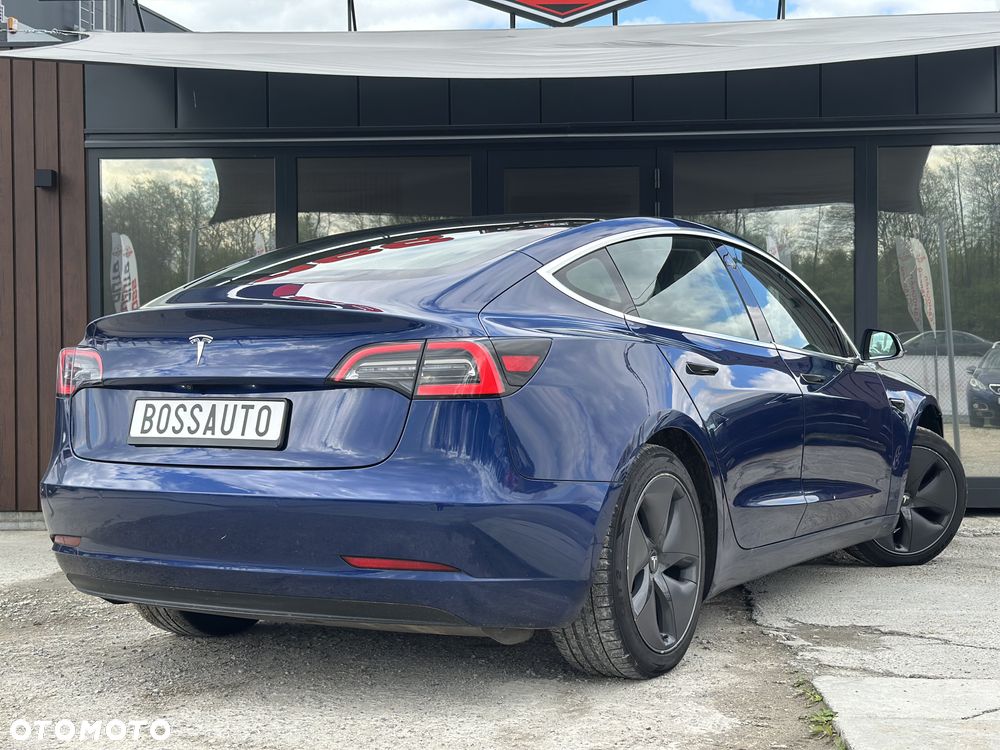 Tesla Model 3 Standard Reichweite Plus Hinterradantrieb - 6