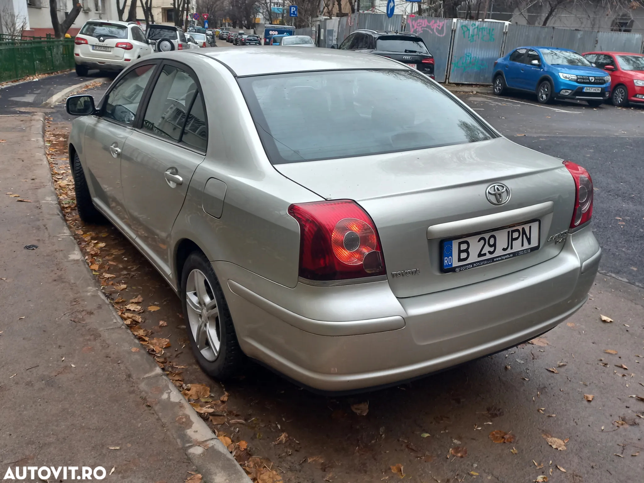 Toyota Avensis - 6