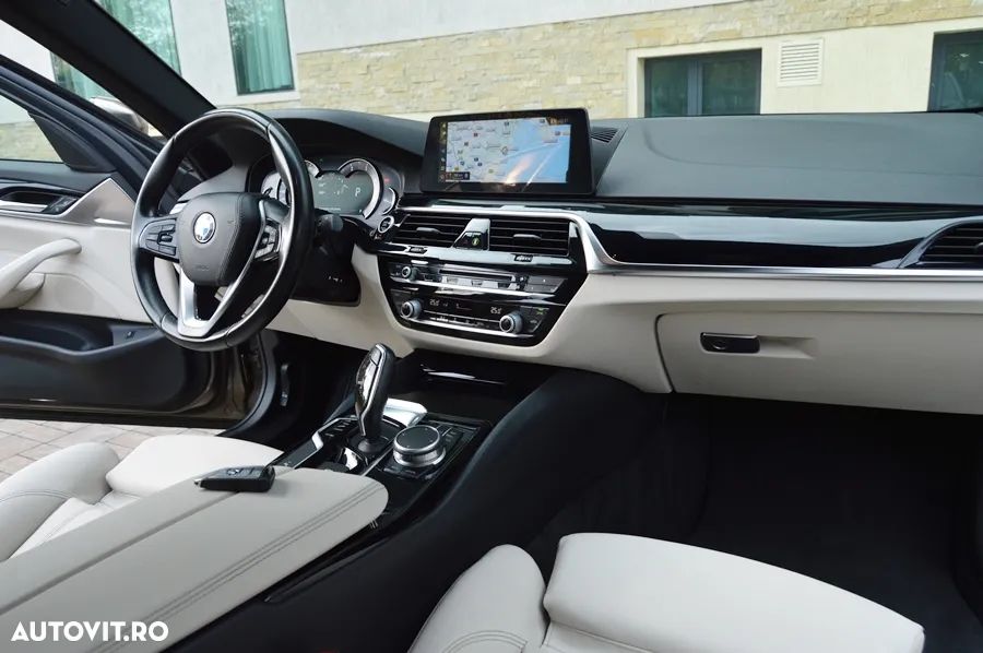 BMW Seria 5 520d Aut. Sport Line - 4