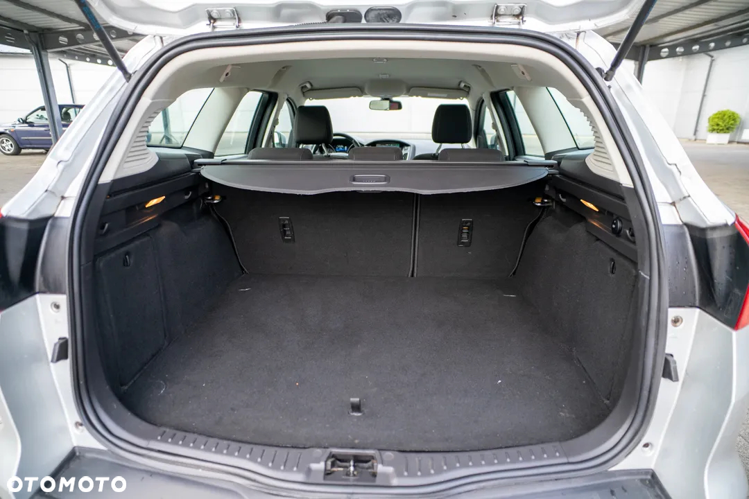 Ford Focus Turnier 1.5 EcoBoost Start-Stopp-System ACTIVE - 33