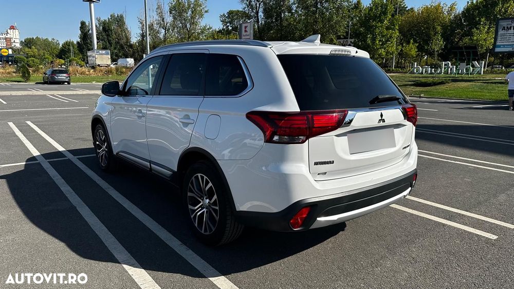 Mitsubishi Outlander 2.2 Litre DI-D AWD Instyle Aut. - 3