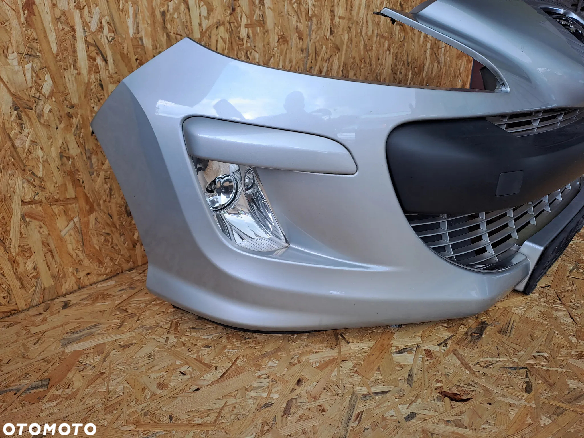 Zderzak Przedni Przód Peugeot 308 SW T7 07-11 EZRC - 2