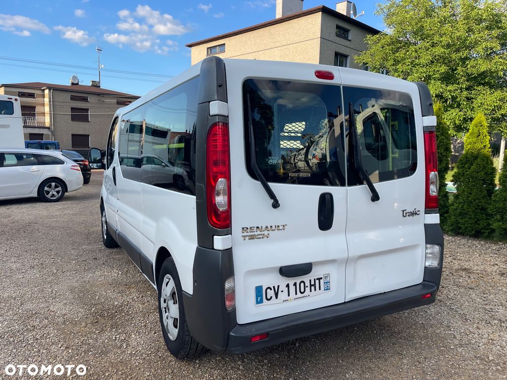 Renault Trafic Passenger Expression - 13