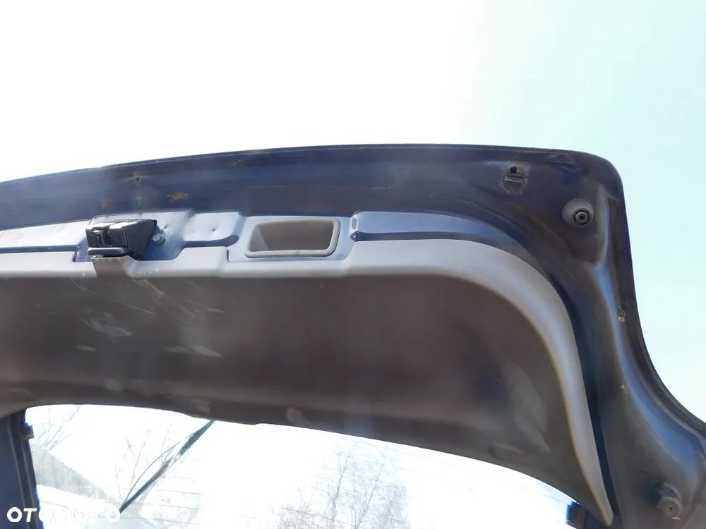Mazda 323f bj 98-03 Klapa tylna tył  z szyba w kolor 22A - 5