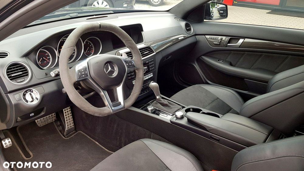 Mercedes-Benz Klasa C 63 AMG AMG SPEEDSHIFT MCT Edition 507 - 18