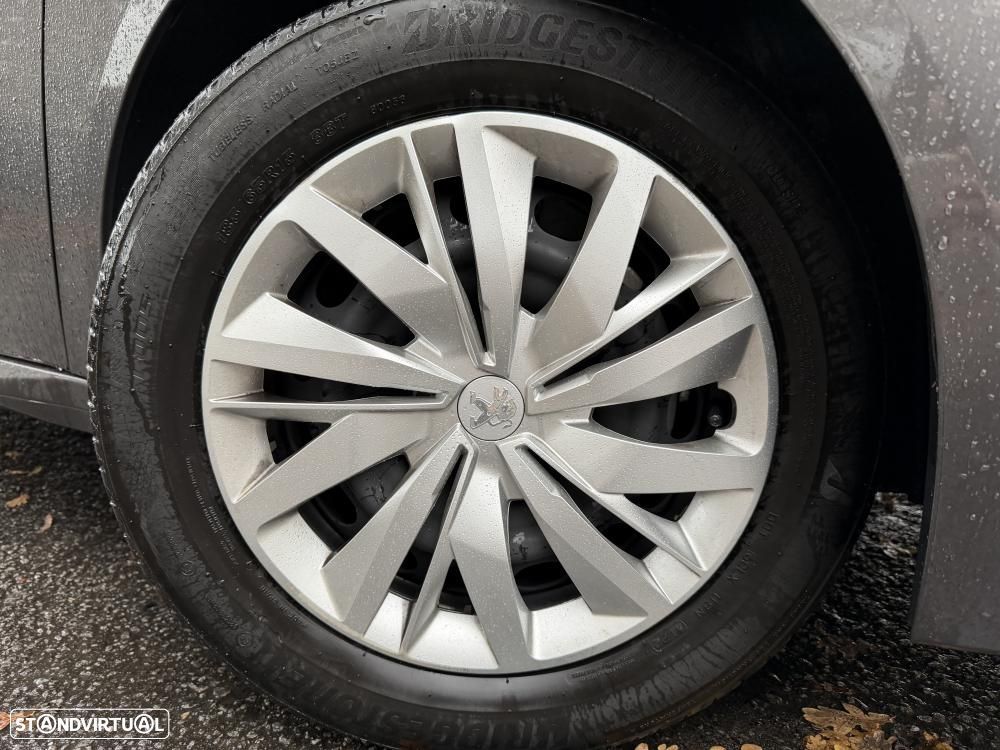 Peugeot 208 1.2 PureTech Active Pack - 3