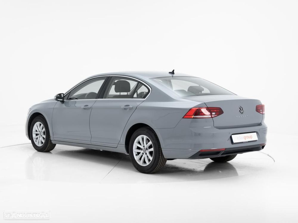 VW Passat 2.0 TDI Business DSG - 4