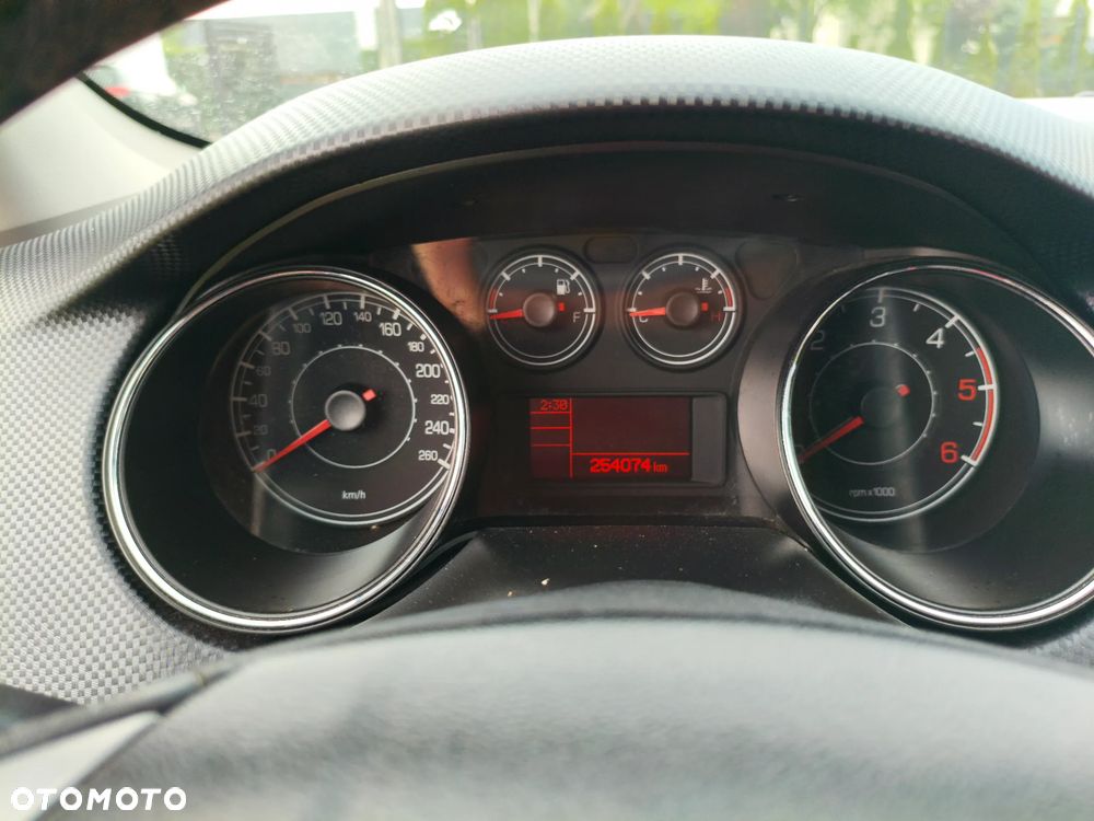 Fiat Bravo 1.9 Multijet Active - 9