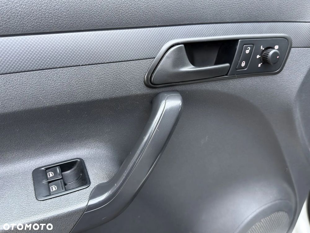 Volkswagen Caddy 1,6 TD DSG - 12