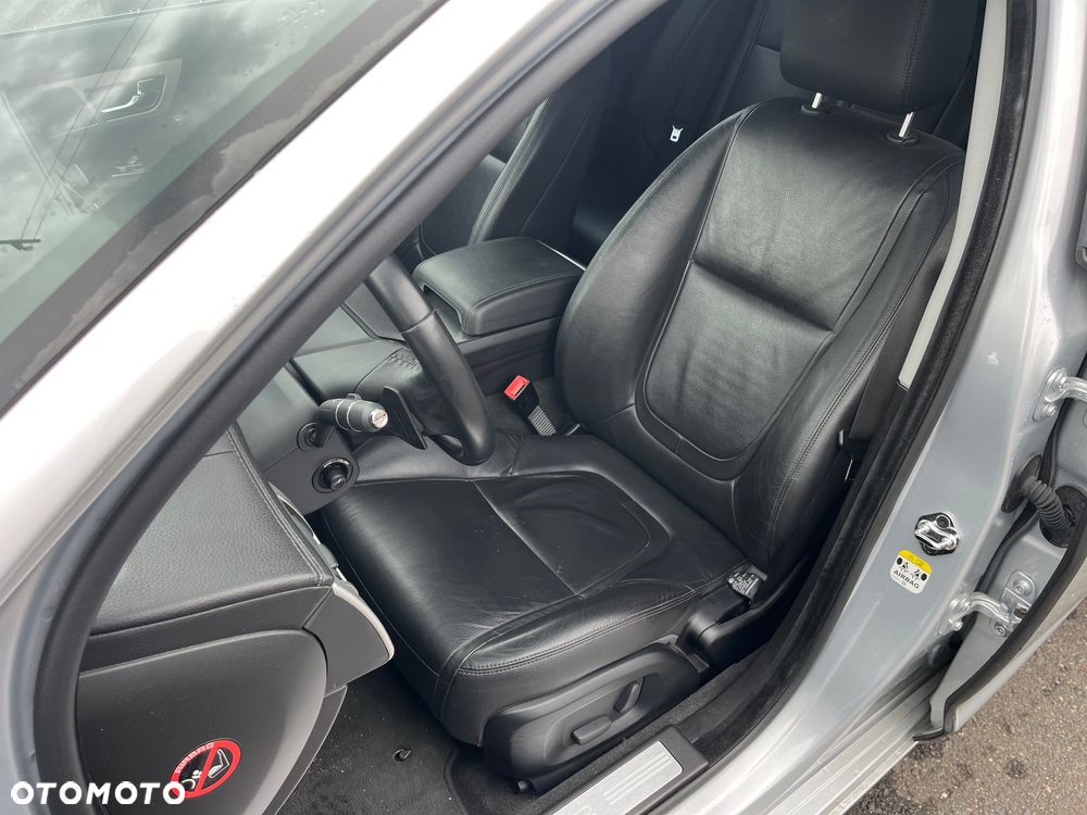 Jaguar XF 3.0 V6 D Luxury - 10