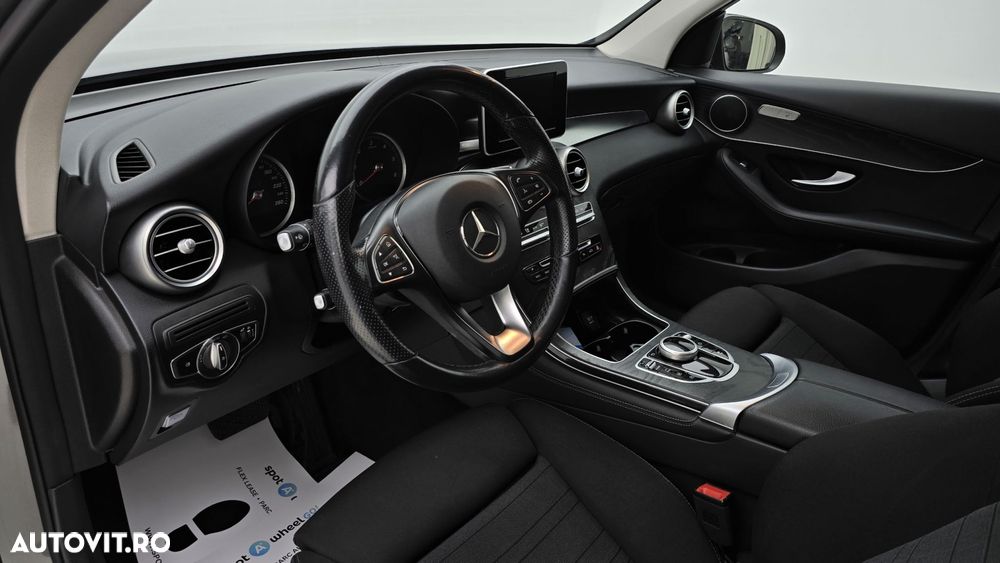 Mercedes-Benz GLC 250 d 4MATIC - 13