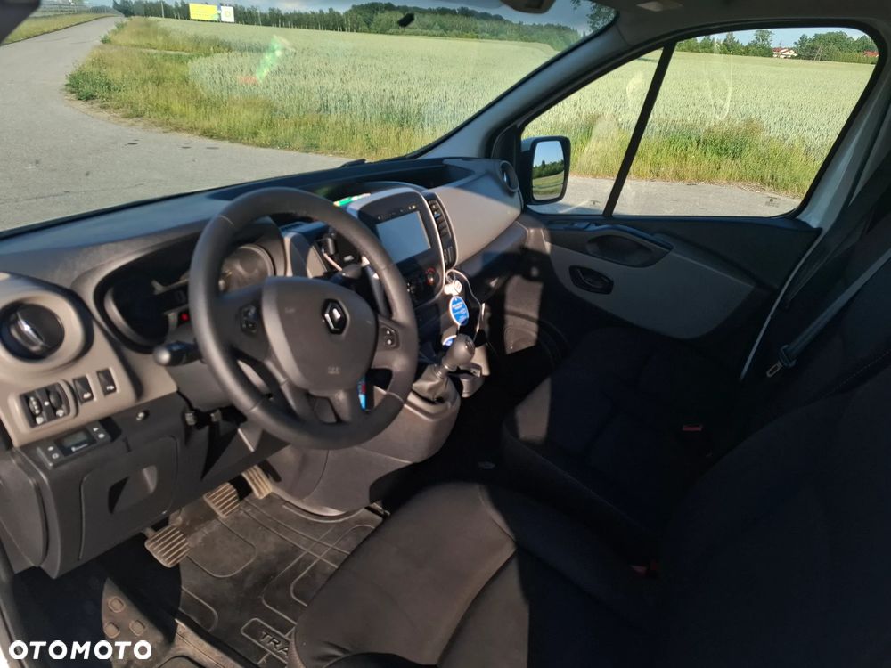 Renault Trafic - 8