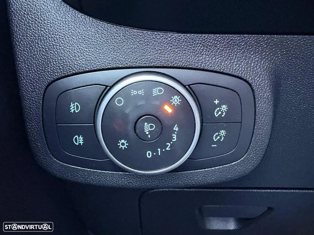 Ford Fiesta 1.0 EcoBoost ST-Line - 38