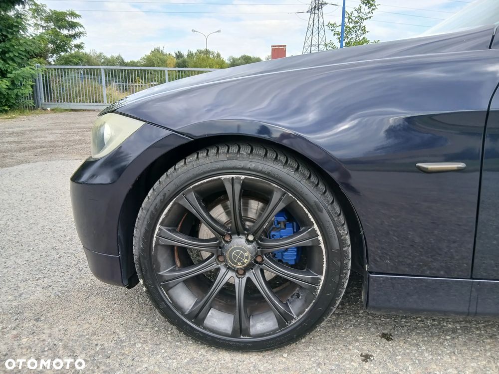 BMW Seria 3 325i - 2