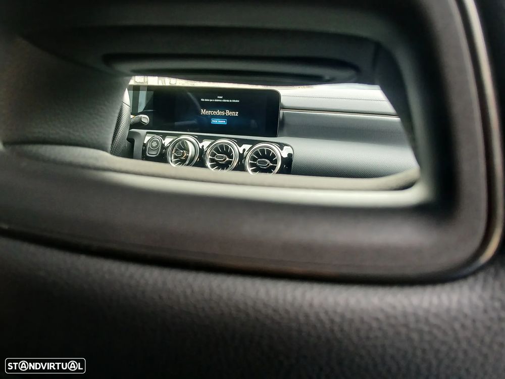 Mercedes-Benz CLA 250 e 8G-DCT Edition AMG Line - 40