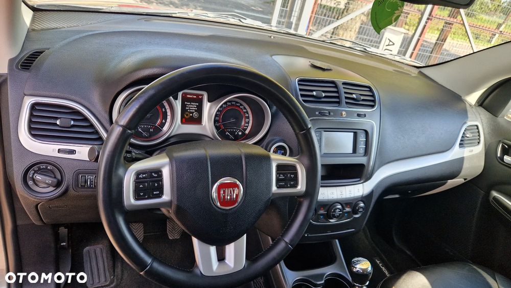 Fiat Freemont 2.0 Multijet Lounge - 11