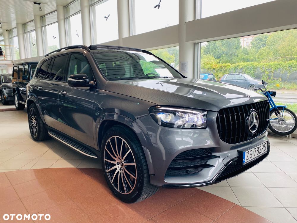 Mercedes-Benz GLS - 22