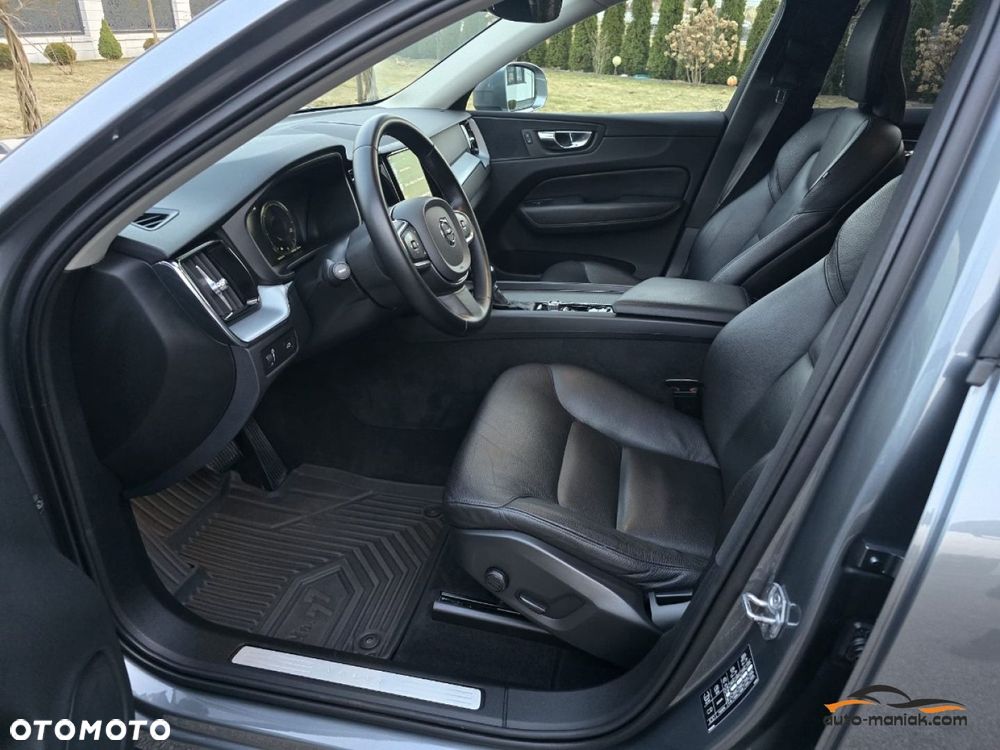 Volvo XC 60 D4 SCR Momentum - 13