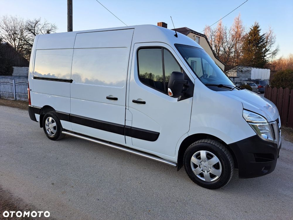 Nissan NV400 - 2