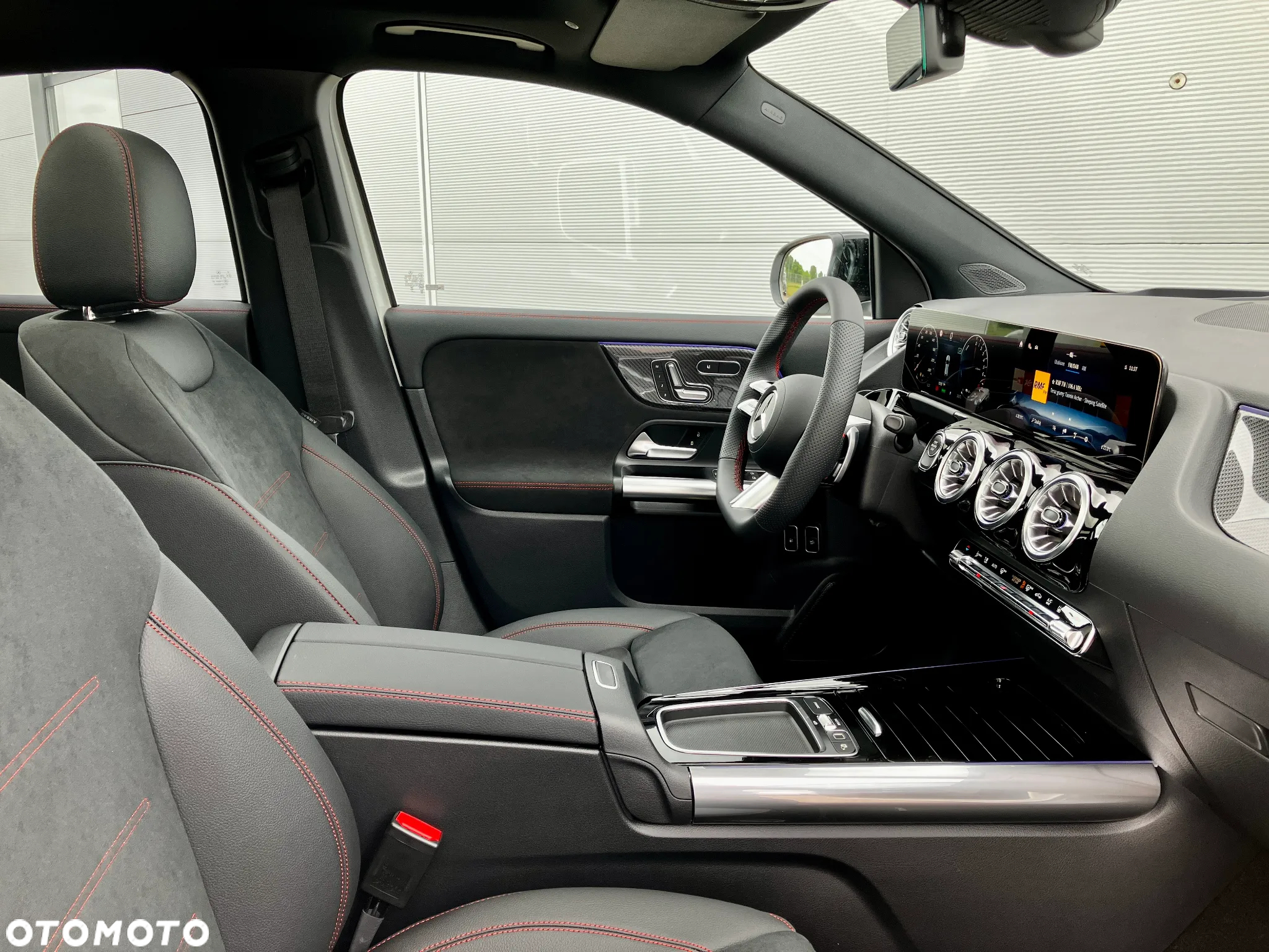 Mercedes-Benz GLA 250 e PHEV AMG Line 8G-DCT - 5