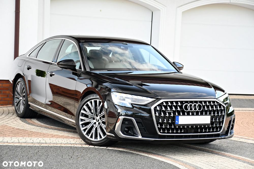 Audi A8 - 8