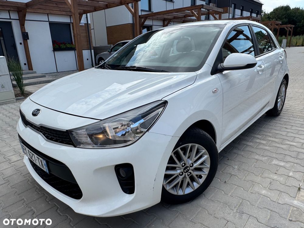 Kia Rio - 5