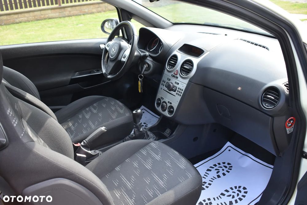 Opel Corsa 1.4 16V Color Elegance - 26