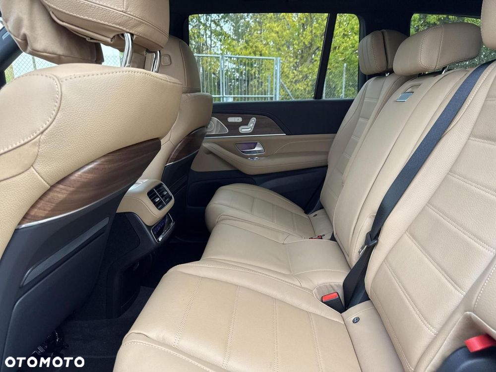 Mercedes-Benz GLS - 15