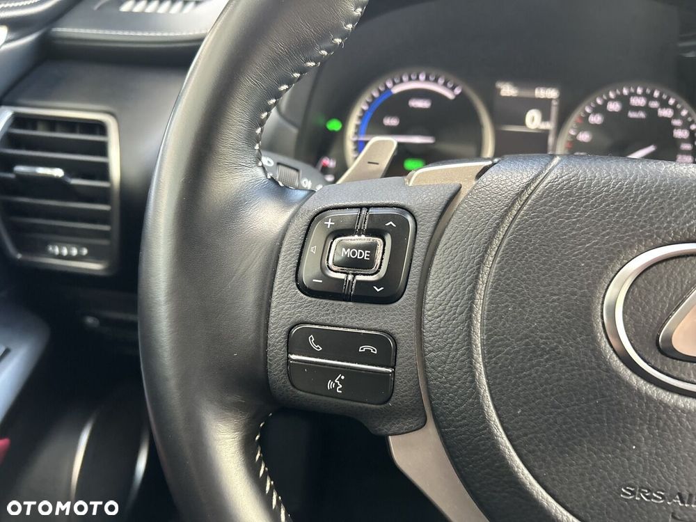 Lexus NX 300h F Impression AWD - 15