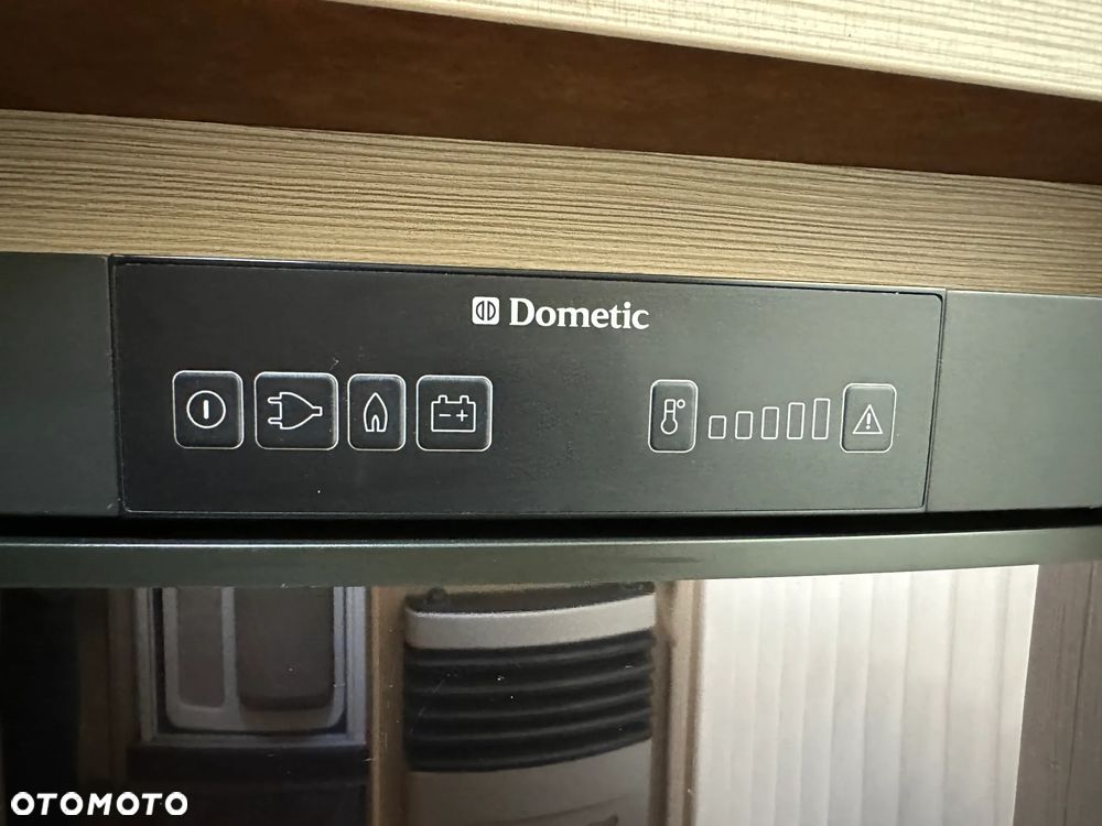 Burstner 460 TS AVERSO  z markizą kasetową THULE. GWARANCJA !!! - 29