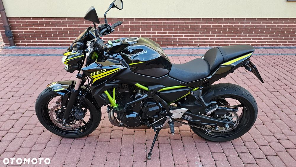 Kawasaki Z 650 - 16