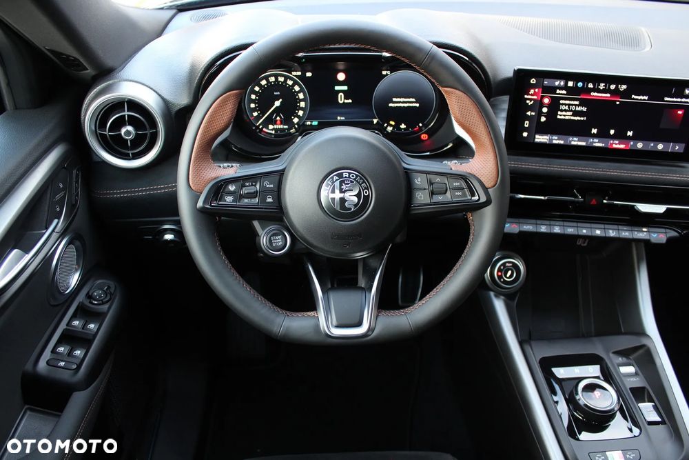 Alfa Romeo Tonale 1.5 T4 GSE mHEV Intensa DCT - 12