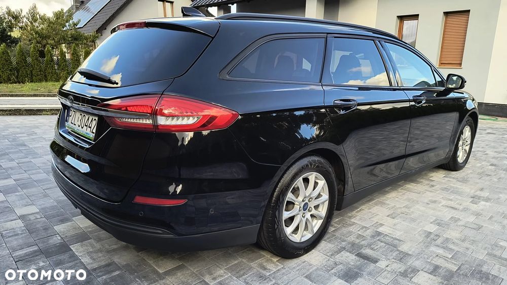 Ford Mondeo - 4
