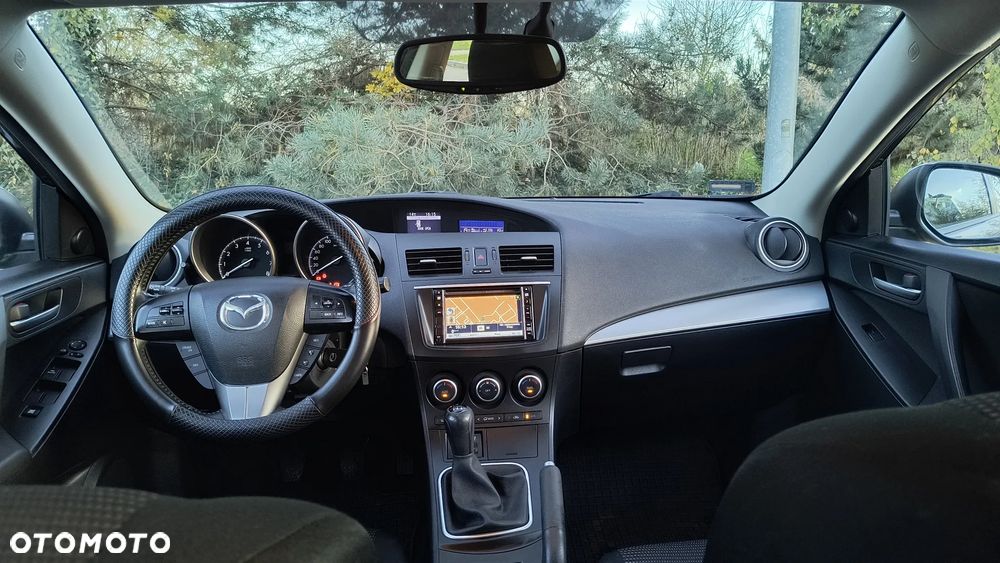 Mazda 3 1.6 Navi + - 8