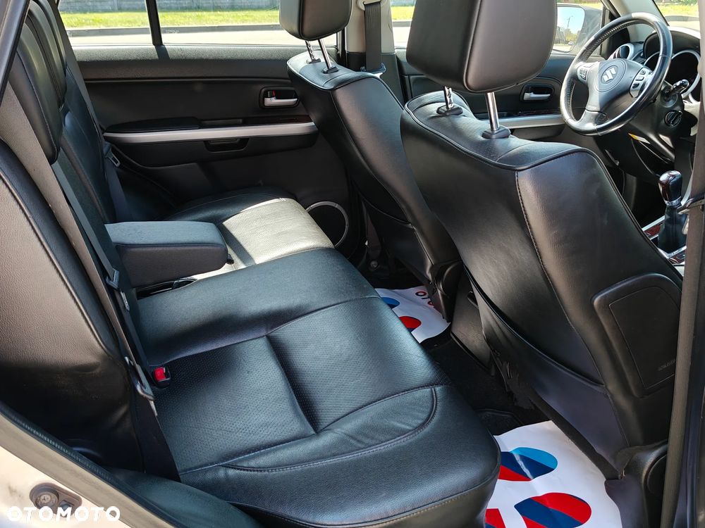 Suzuki Grand Vitara 1.9 DDiS Comfort + DPF - 18