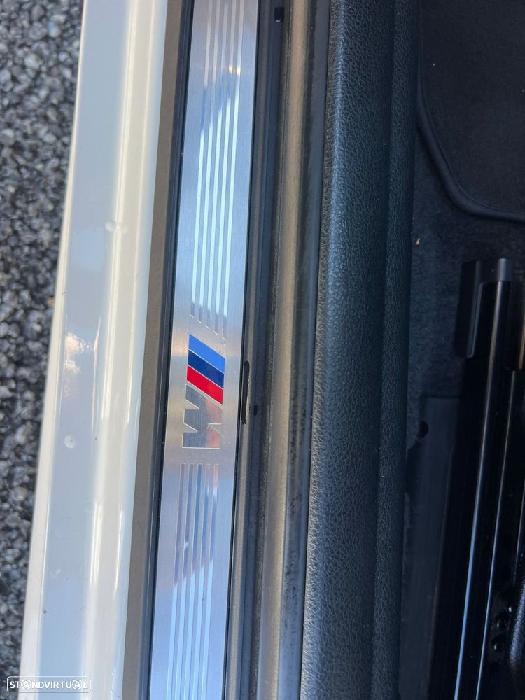 BMW 120 d xDrive Pack M - 25