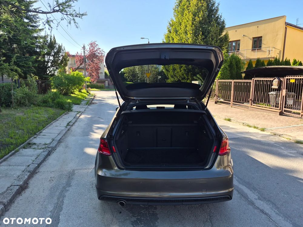 Audi A3 Sportback 1.6 TDI (clean diesel) S line Sportpaket - 9