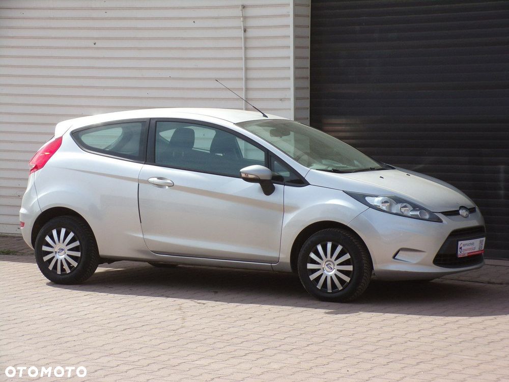 Ford Fiesta - 13