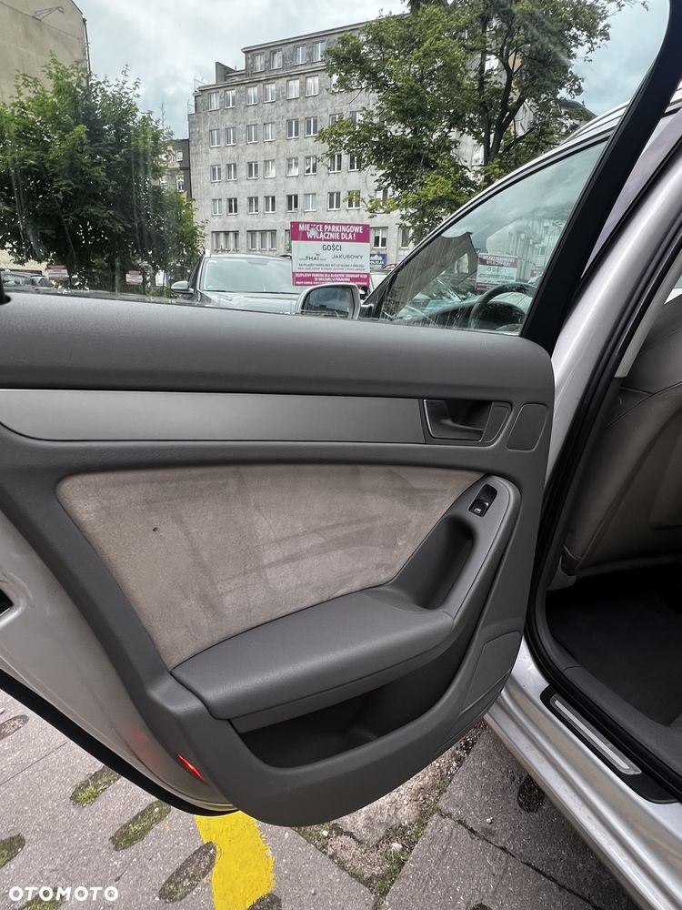 Audi A4 Avant 2.0 TDI DPF multitronic Ambition - 28