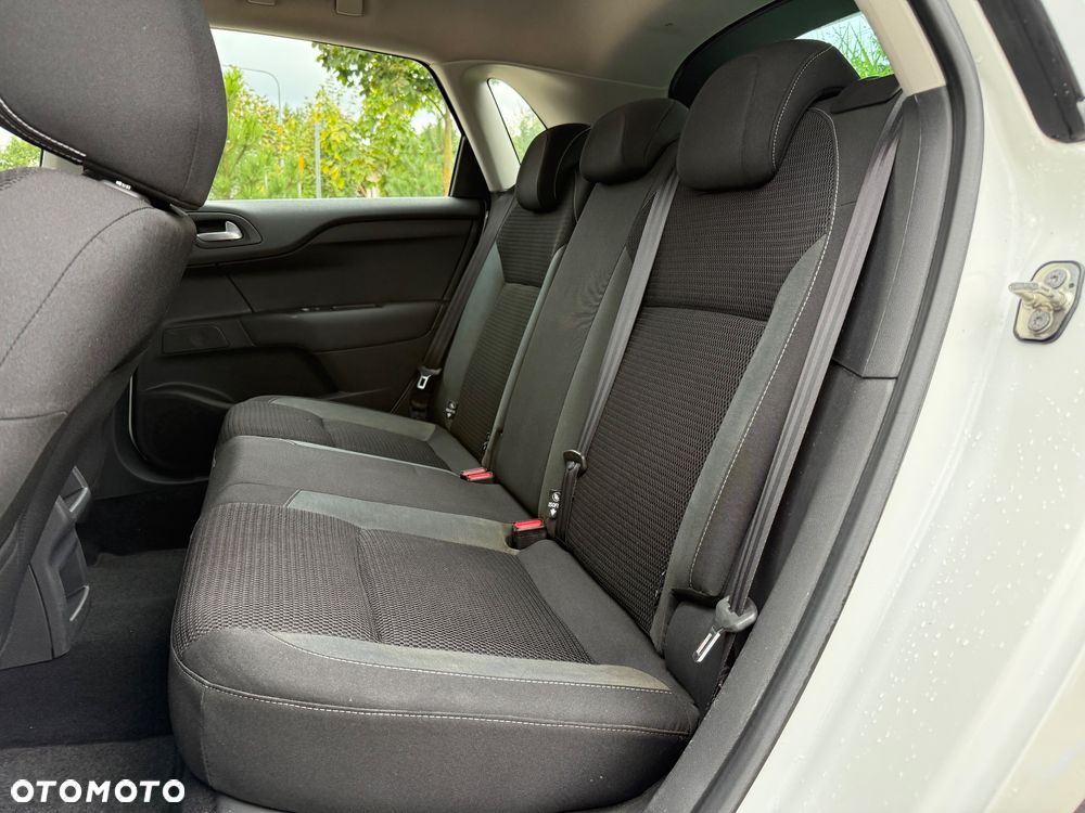 Citroën C4 1.6 BlueHDi Shine S&S - 10