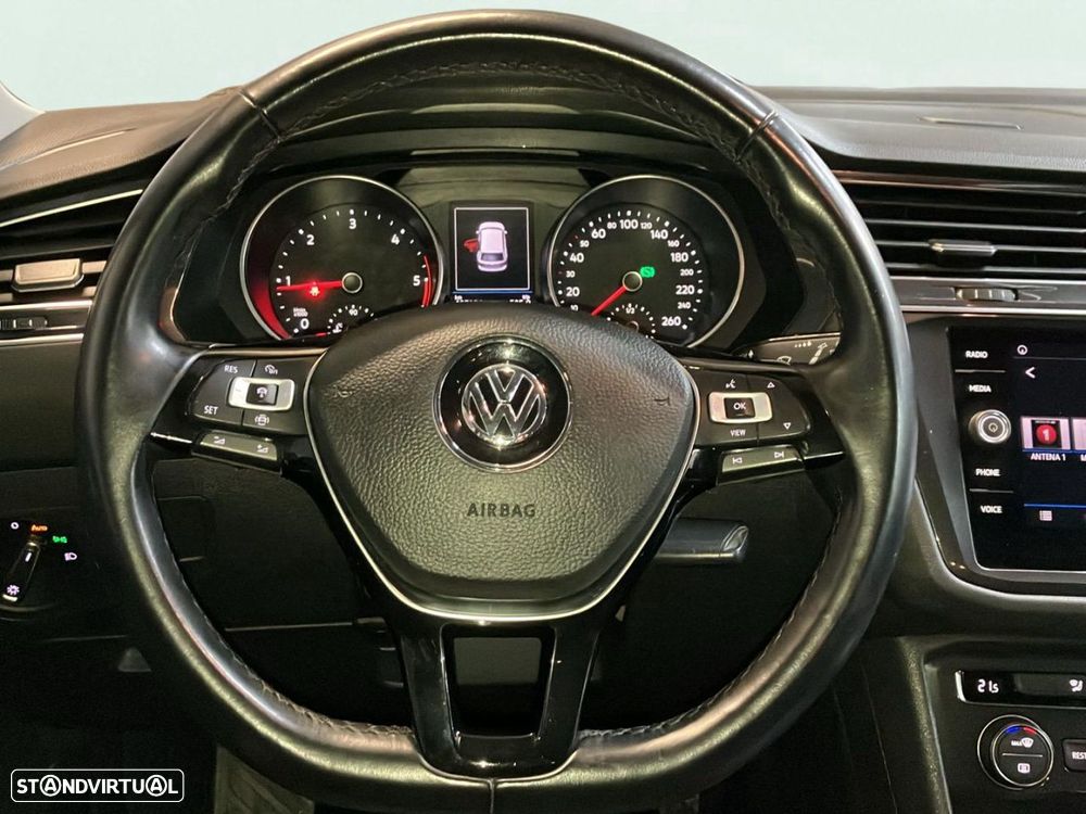 VW Tiguan - 10